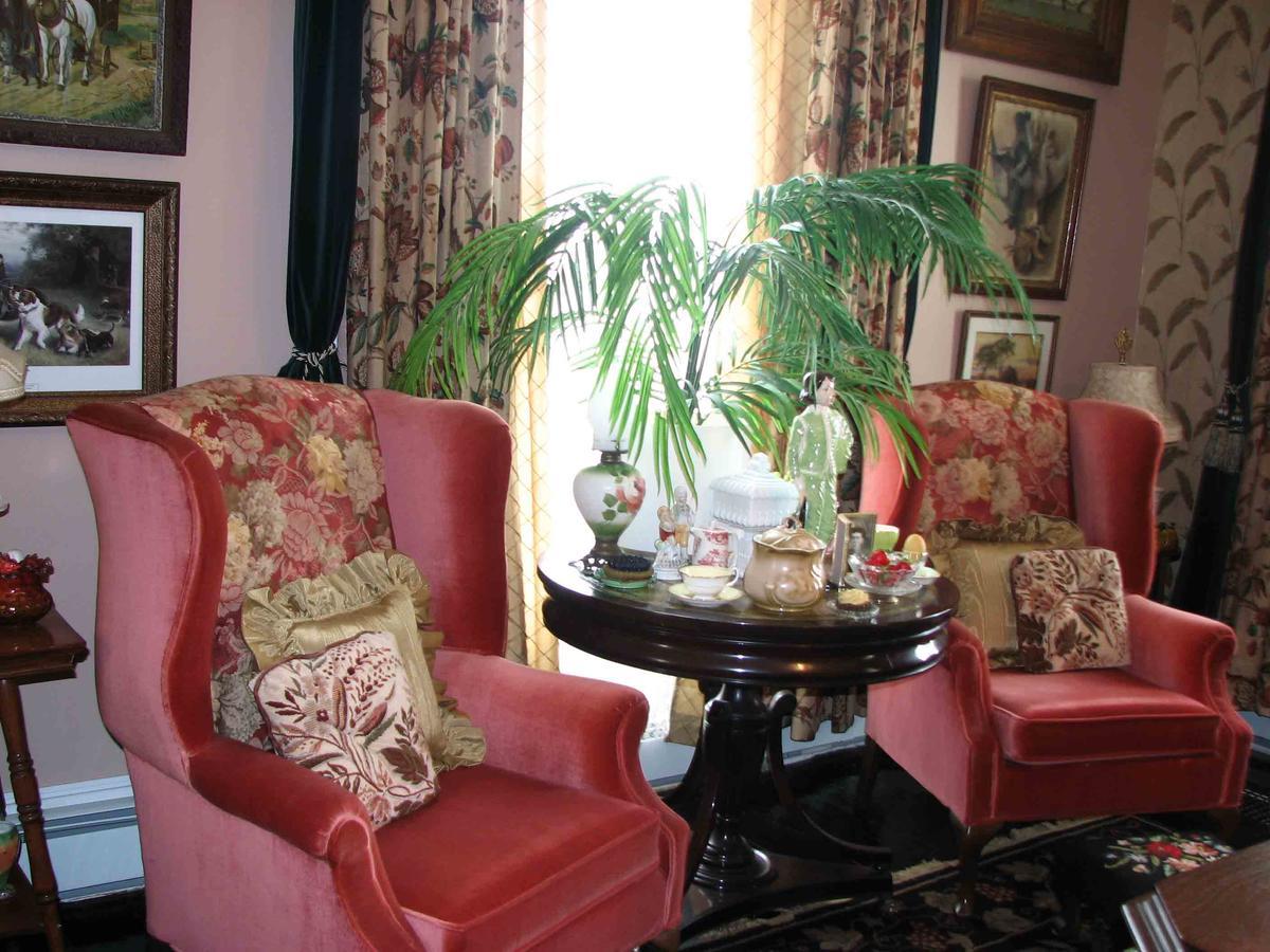 The Breakers Bed And Breakfast Digby Exterior photo